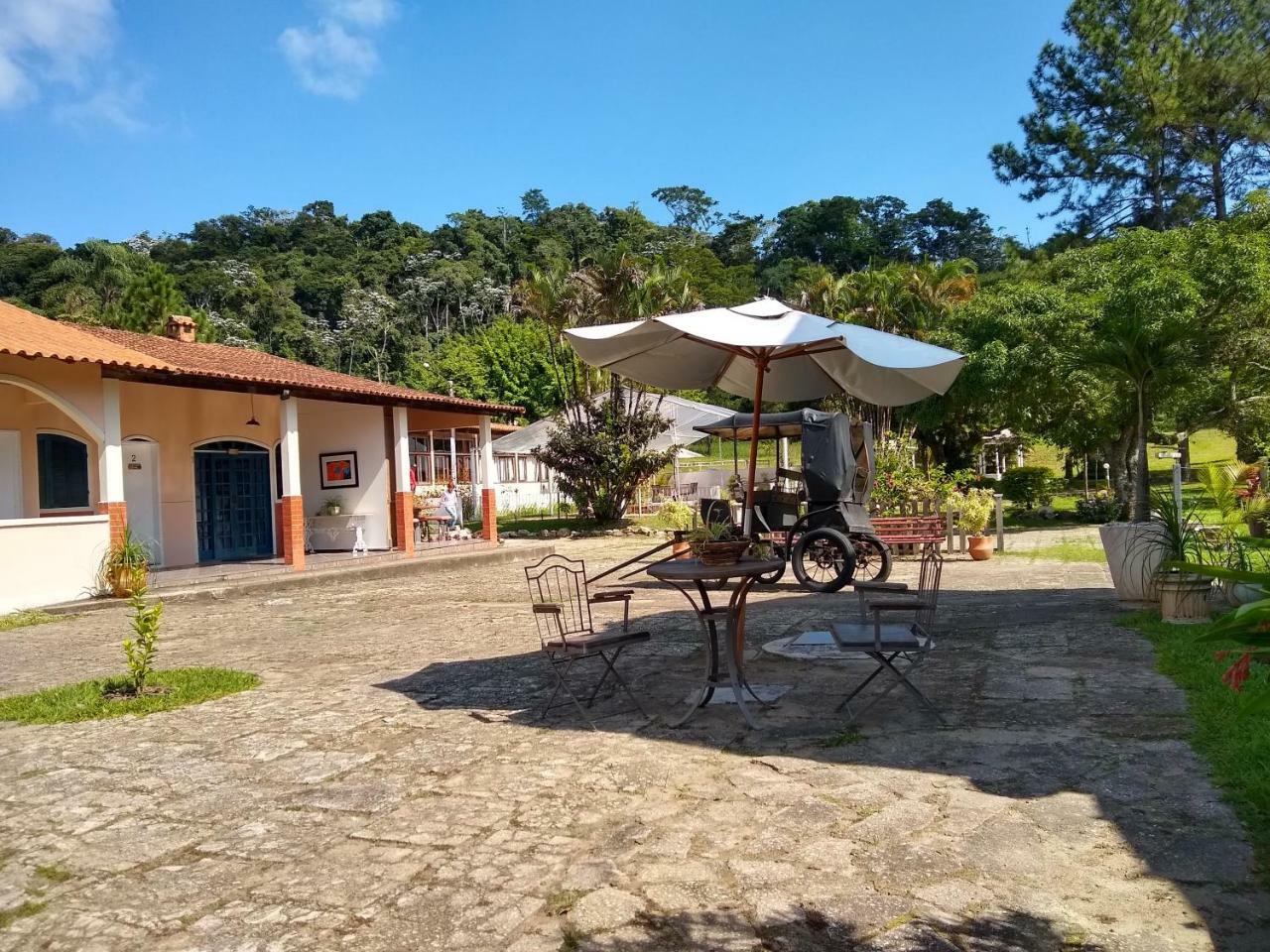 Hostel Vale Do Cafe Ipiabas Exterior photo